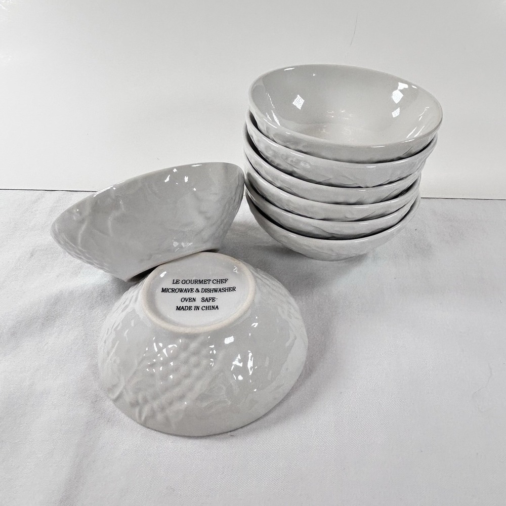 8 VTG Le Gourmet Chef Porcelain Ramekins Dip Grape Vine Pattern Embossed Dinner